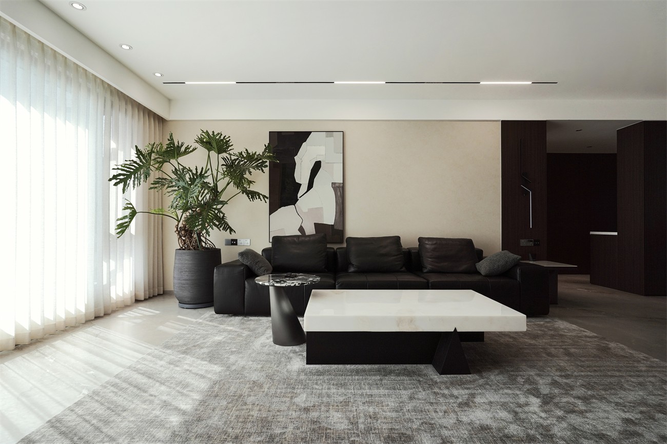 中海湖上景明意式輕奢137平客廳裝修實景圖