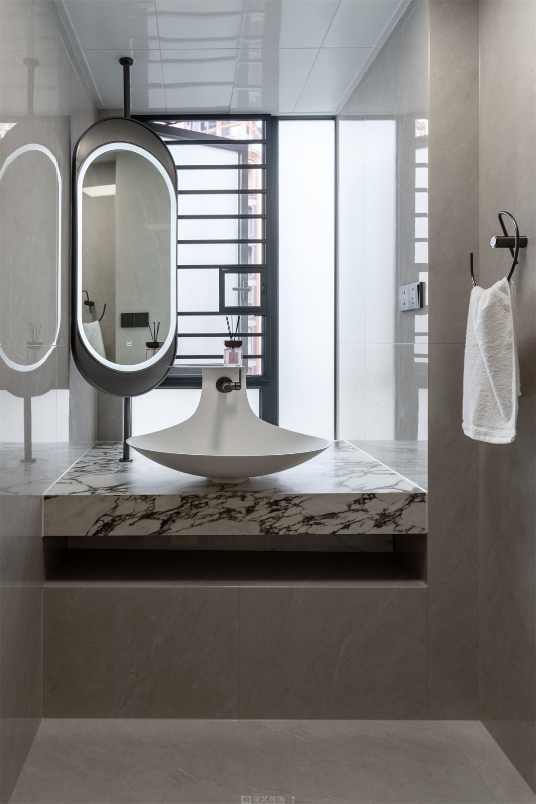 建發(fā)縵云143平法式風格衛(wèi)生間裝修實景圖