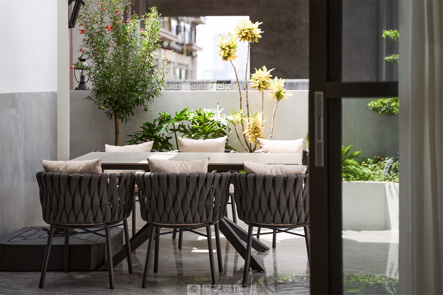 建發(fā)五象印月300平現(xiàn)代輕奢陽臺(tái)裝修效果圖