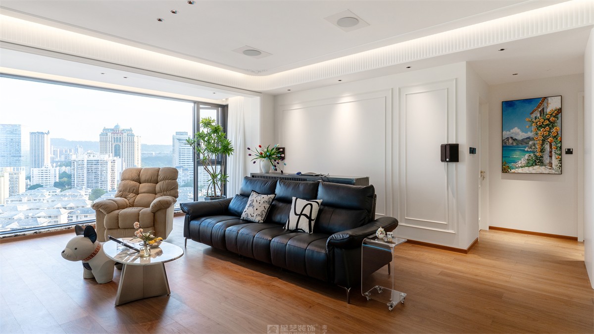 建發(fā)縵云143平法式風格客廳裝修實景圖